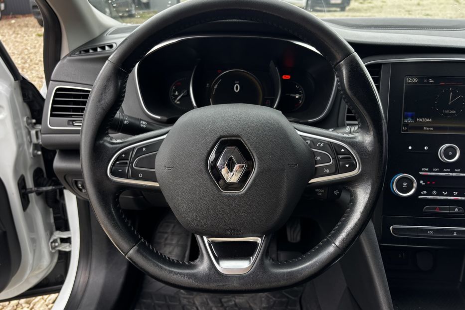 Продам Renault Megane IV 81квт 2016 года в Львове