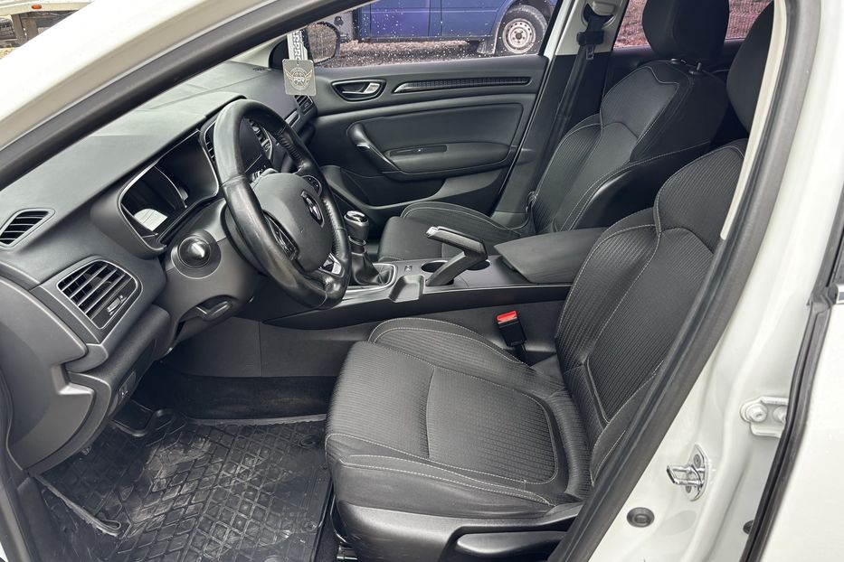 Продам Renault Megane IV 81квт 2016 года в Львове