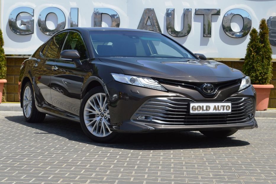 Продам Toyota Camry Premium 2018 года в Одессе