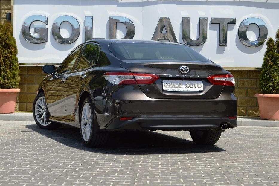 Продам Toyota Camry Premium 2018 года в Одессе