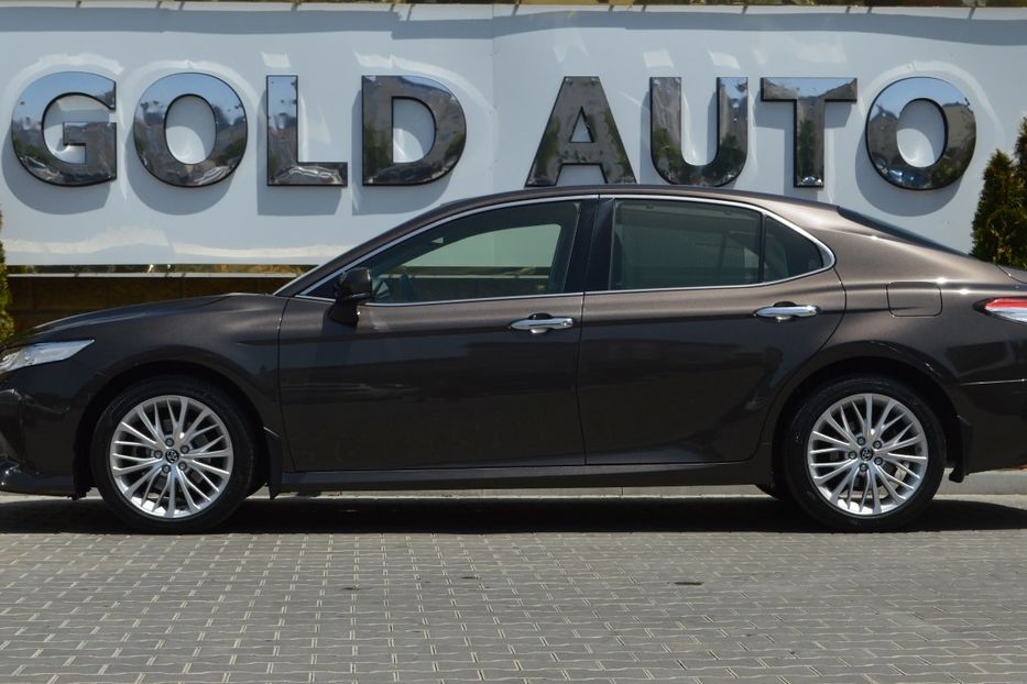 Продам Toyota Camry Premium 2018 года в Одессе