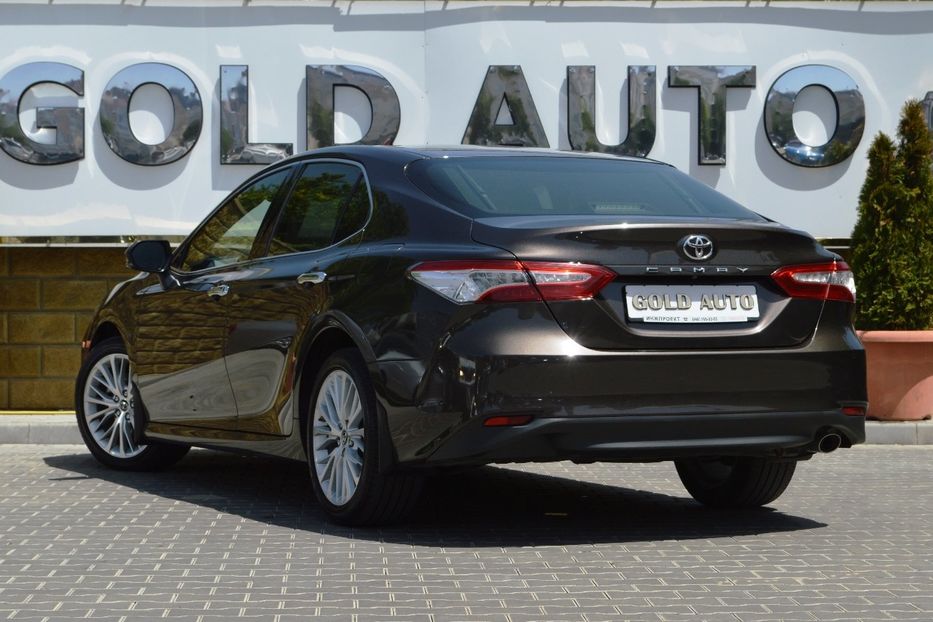 Продам Toyota Camry Premium 2018 года в Одессе
