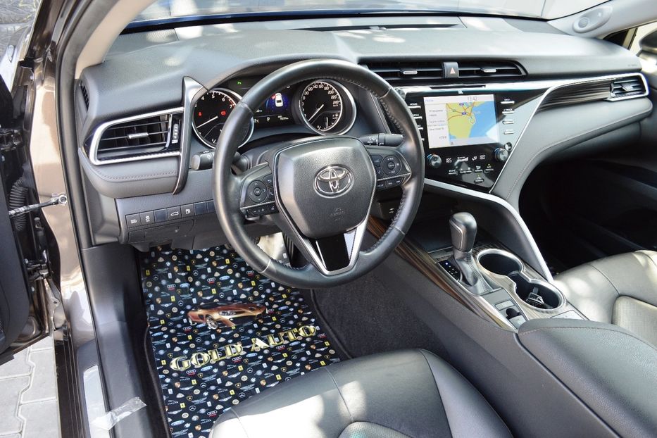 Продам Toyota Camry Premium 2018 года в Одессе