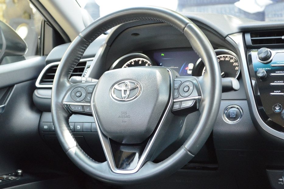 Продам Toyota Camry Premium 2018 года в Одессе