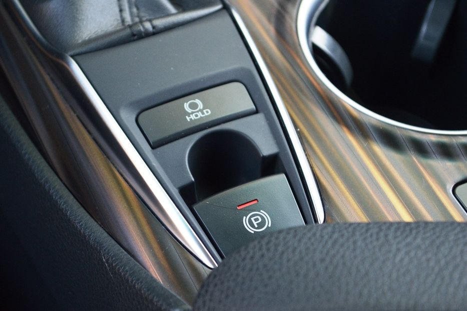 Продам Toyota Camry Premium 2018 года в Одессе