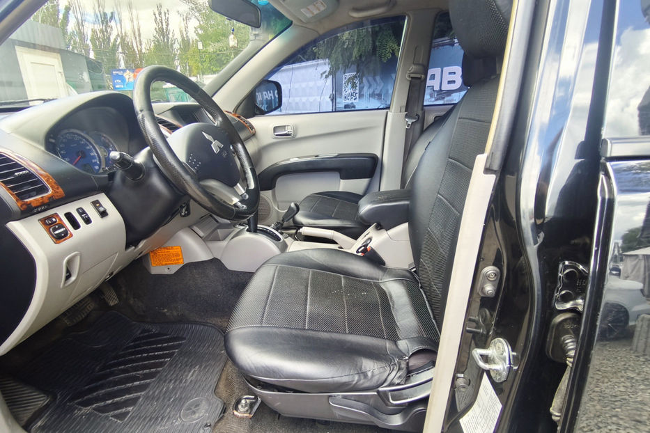 Продам Mitsubishi L 200 2.5 AT (136 к.с.)  2008 года в Киеве