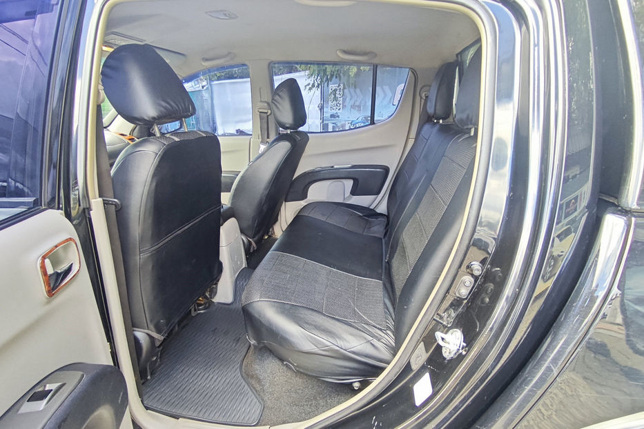 Продам Mitsubishi L 200 2.5 AT (136 к.с.)  2008 года в Киеве