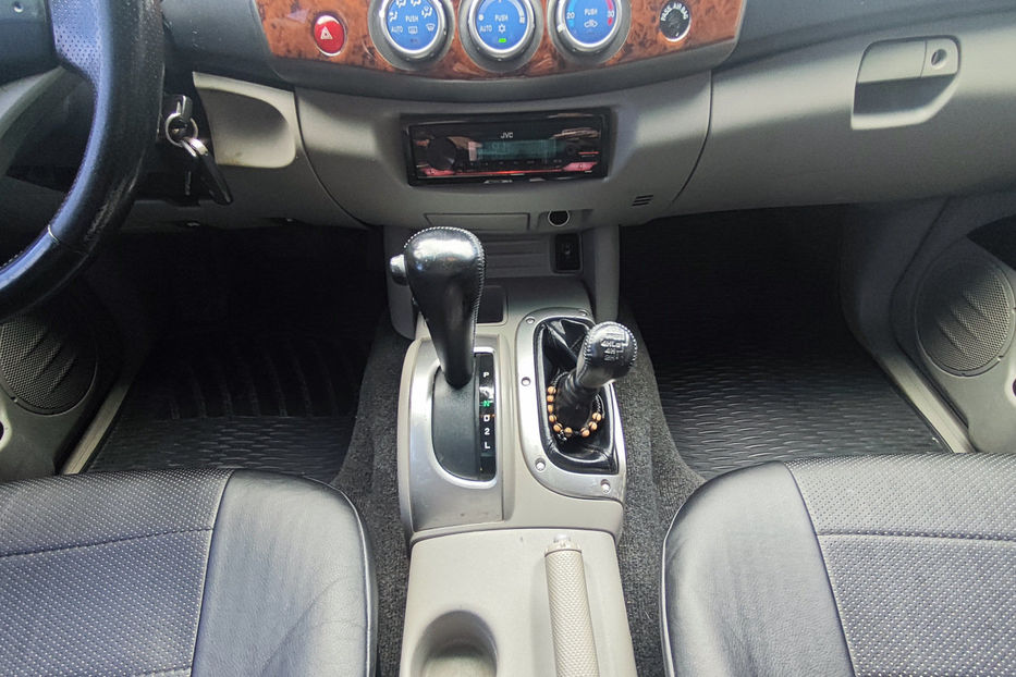 Продам Mitsubishi L 200 2.5 AT (136 к.с.)  2008 года в Киеве