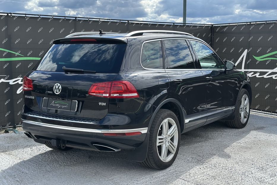 Продам Volkswagen Touareg 3.0TDI 2015 года в Киеве