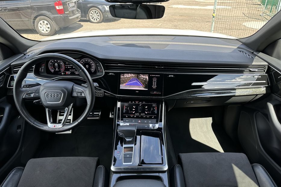 Продам Audi Q8 55TFSI QUATTRO 2018 года в Киеве