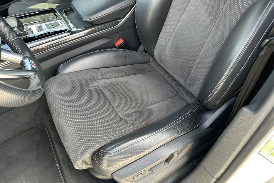 Продам Audi Q8 55TFSI QUATTRO 2018 года в Киеве