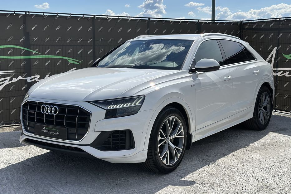 Продам Audi Q8 55TFSI QUATTRO 2018 года в Киеве