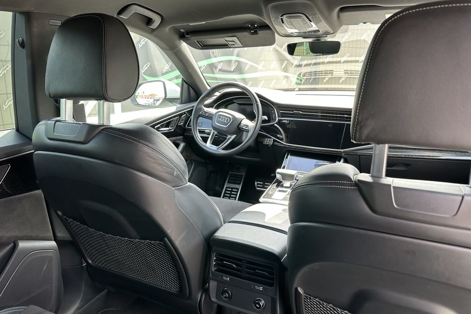 Продам Audi Q8 55TFSI QUATTRO 2018 года в Киеве