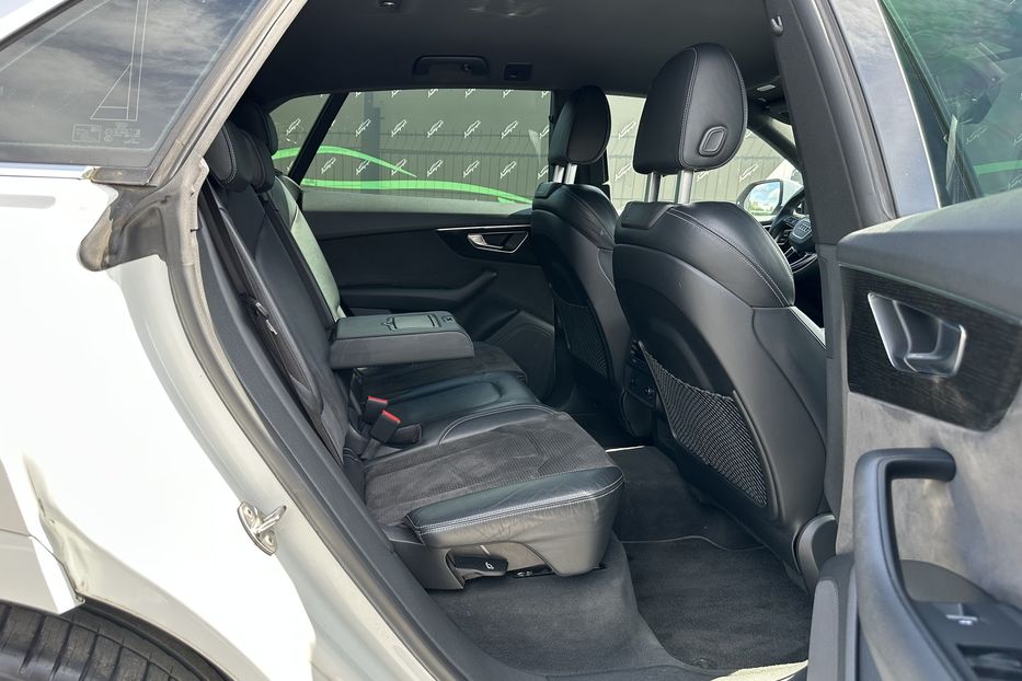 Продам Audi Q8 55TFSI QUATTRO 2018 года в Киеве