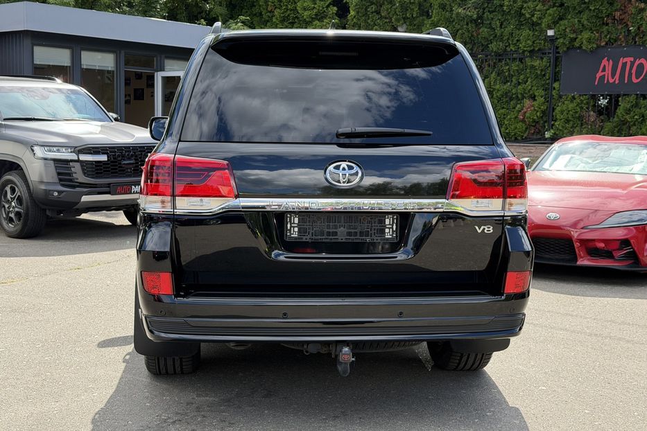 Продам Toyota Land Cruiser 200 Executive Lounge 4.5 d 2020 года в Киеве