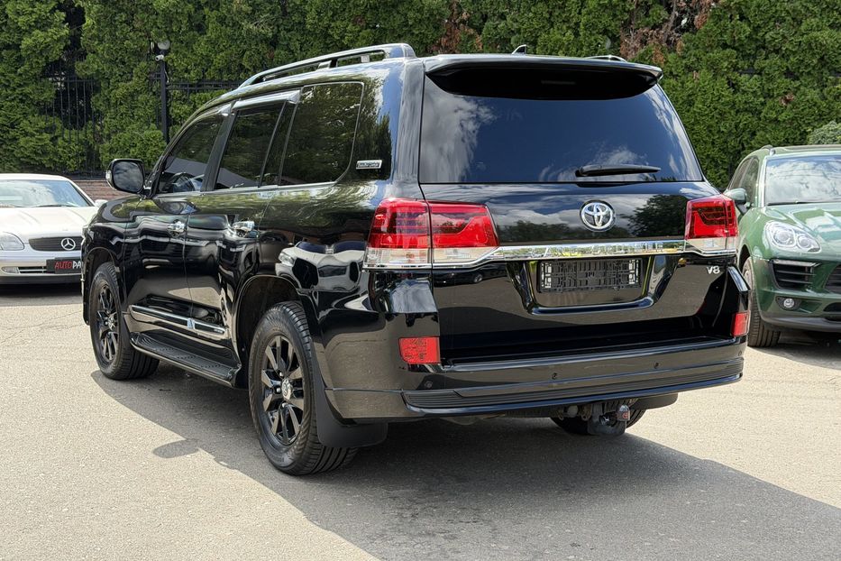Продам Toyota Land Cruiser 200 Executive Lounge 4.5 d 2020 года в Киеве