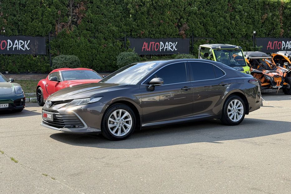 Продам Toyota Camry Comfort  2021 года в Киеве