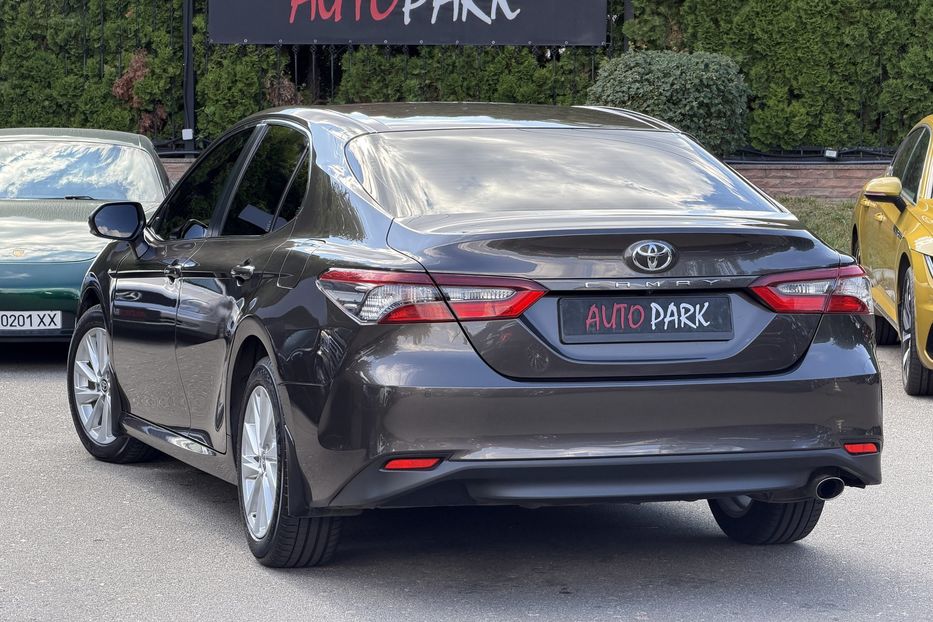 Продам Toyota Camry Comfort  2021 года в Киеве