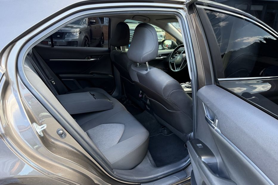 Продам Toyota Camry Comfort  2021 года в Киеве