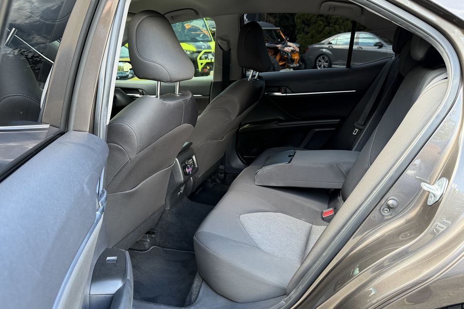 Продам Toyota Camry Comfort  2021 года в Киеве