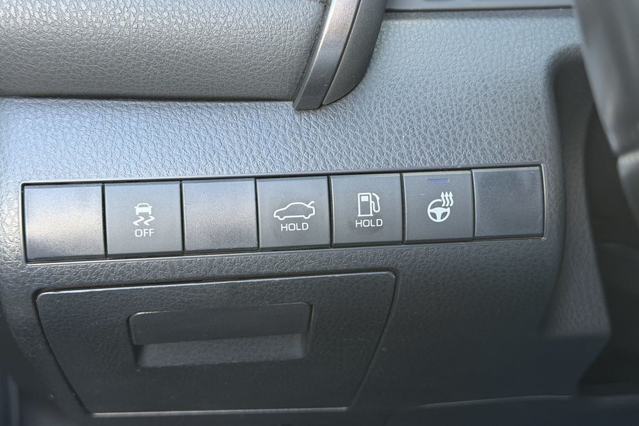 Продам Toyota Camry Comfort  2021 года в Киеве