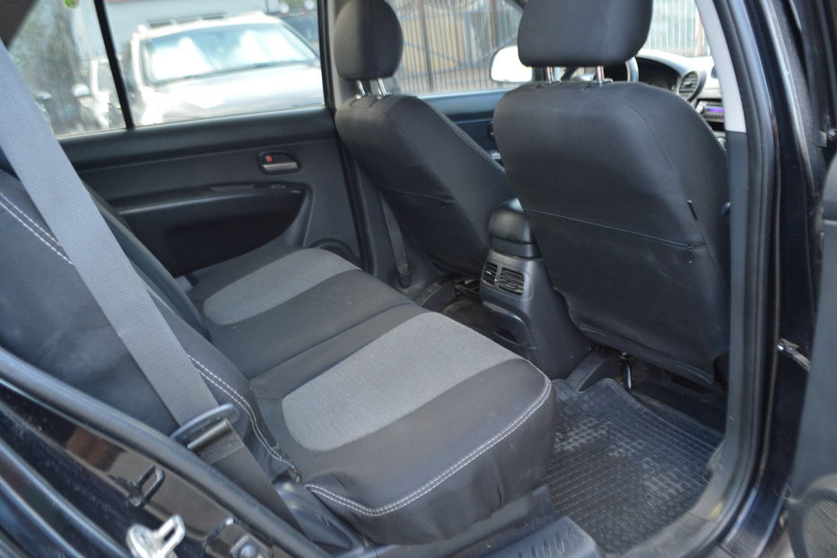 Продам Kia Carens 2007 года в Одессе