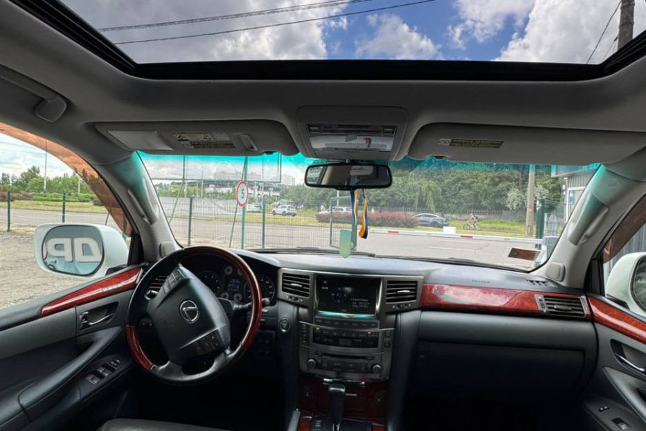 Продам Lexus LX 570 AT (367 к.с.) AWD   2008 года в Киеве