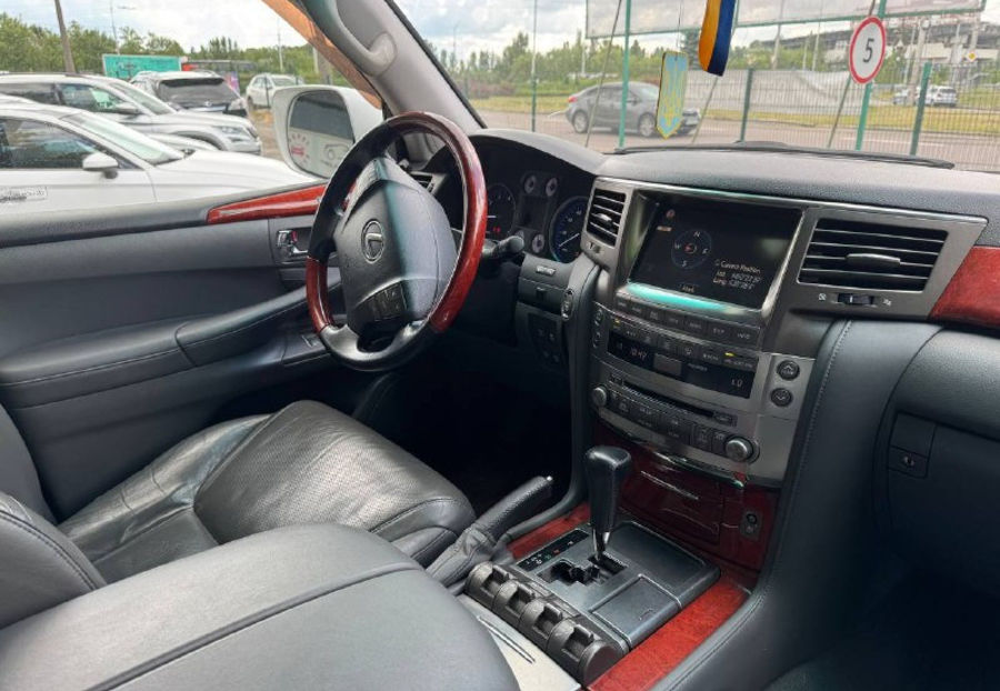 Продам Lexus LX 570 AT (367 к.с.) AWD   2008 года в Киеве