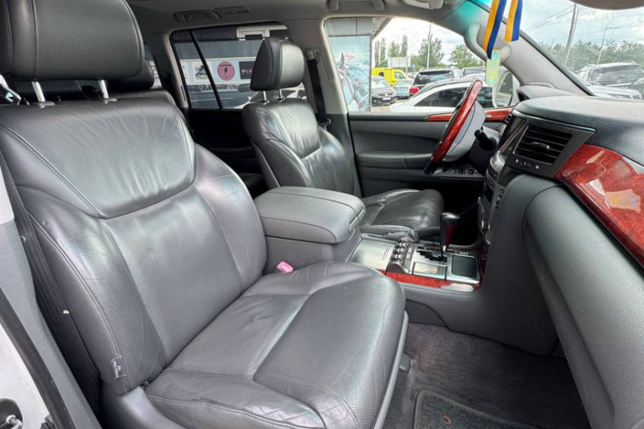 Продам Lexus LX 570 AT (367 к.с.) AWD   2008 года в Киеве