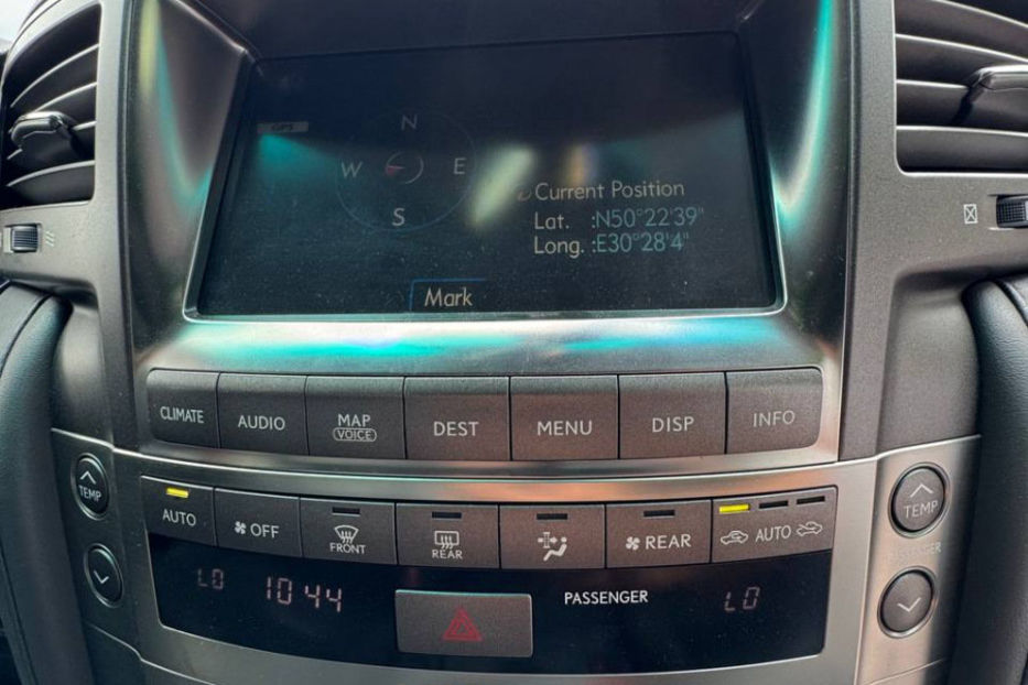 Продам Lexus LX 570 AT (367 к.с.) AWD   2008 года в Киеве
