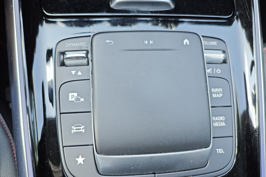 Продам Mercedes-Benz EQC  250 66.5 kWh (190 к.с.)  2021 года в Киеве