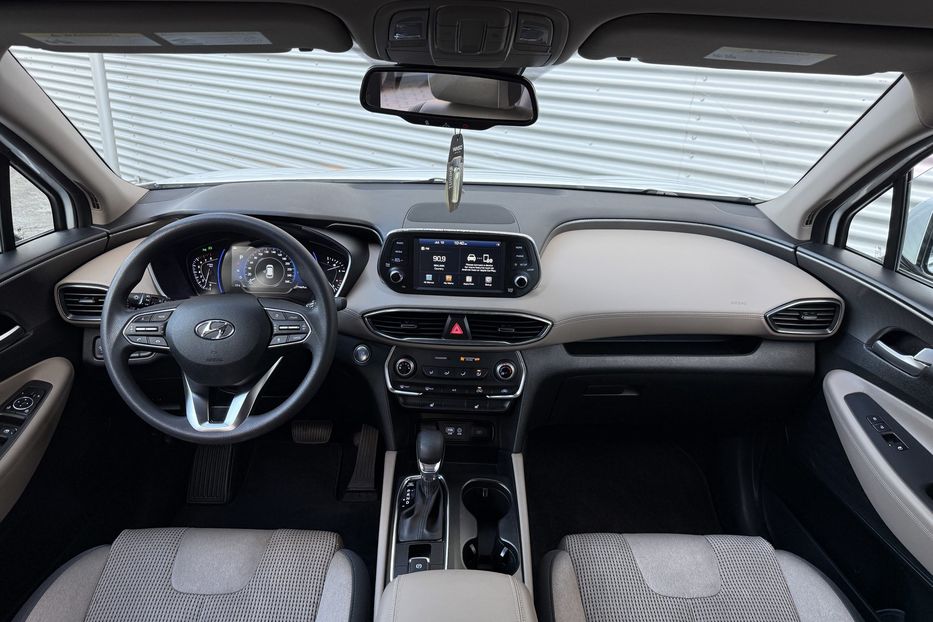 Продам Hyundai Santa FE Авто в місті Рівне 2020 года в Ровно