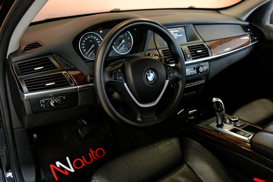 Продам BMW X5 2010 года в Одессе