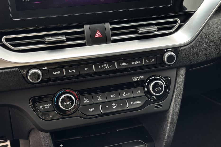 Продам Kia Niro 64 KW авто у Львові  2021 года в Львове