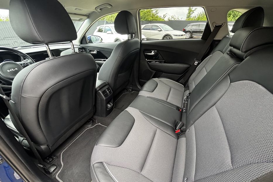 Продам Kia Niro 64 KW авто у Львові  2021 года в Львове