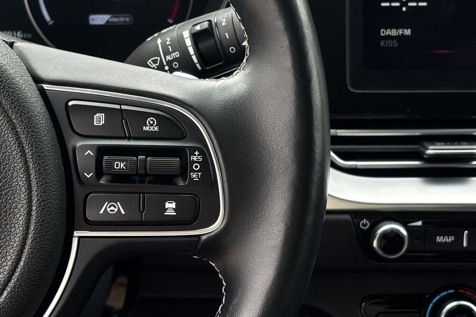 Продам Kia Niro 64 KW авто у Львові  2021 года в Львове