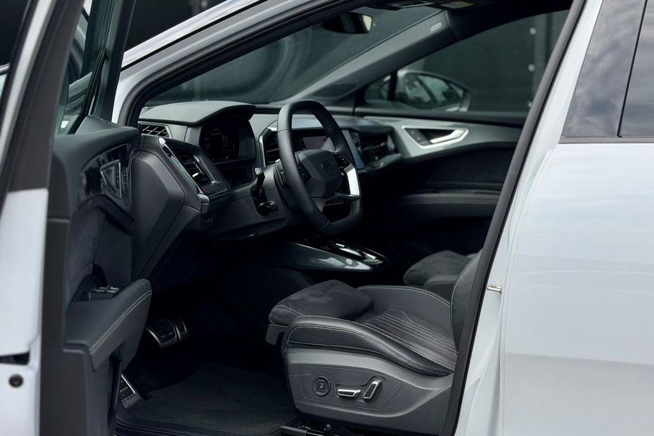 Продам Audi E-Tron 50 e-tron 83.4 kWh (313 к.с.)  2025 года в Киеве