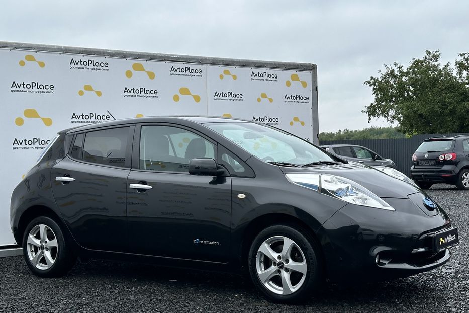Продам Nissan Leaf 2015 года в Луцке