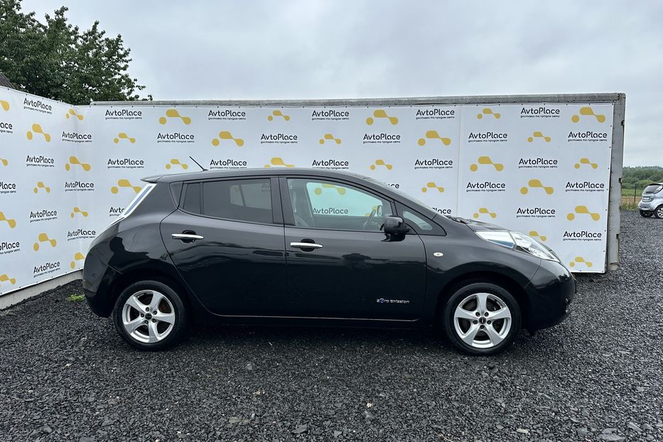 Продам Nissan Leaf 2015 года в Луцке