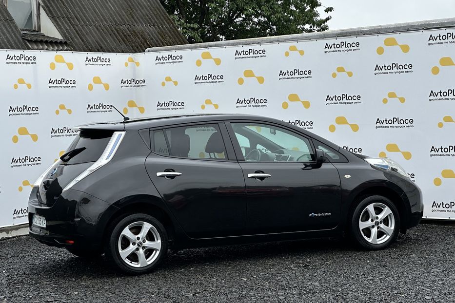 Продам Nissan Leaf 2015 года в Луцке