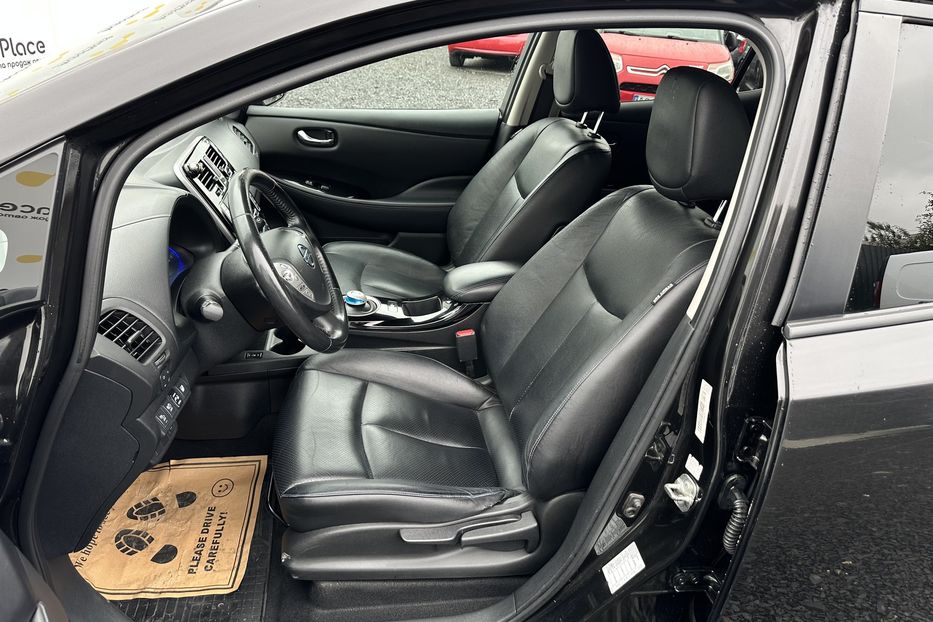 Продам Nissan Leaf 2015 года в Луцке