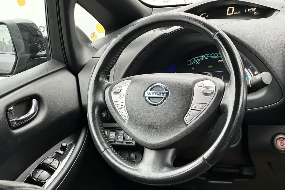 Продам Nissan Leaf 2015 года в Луцке