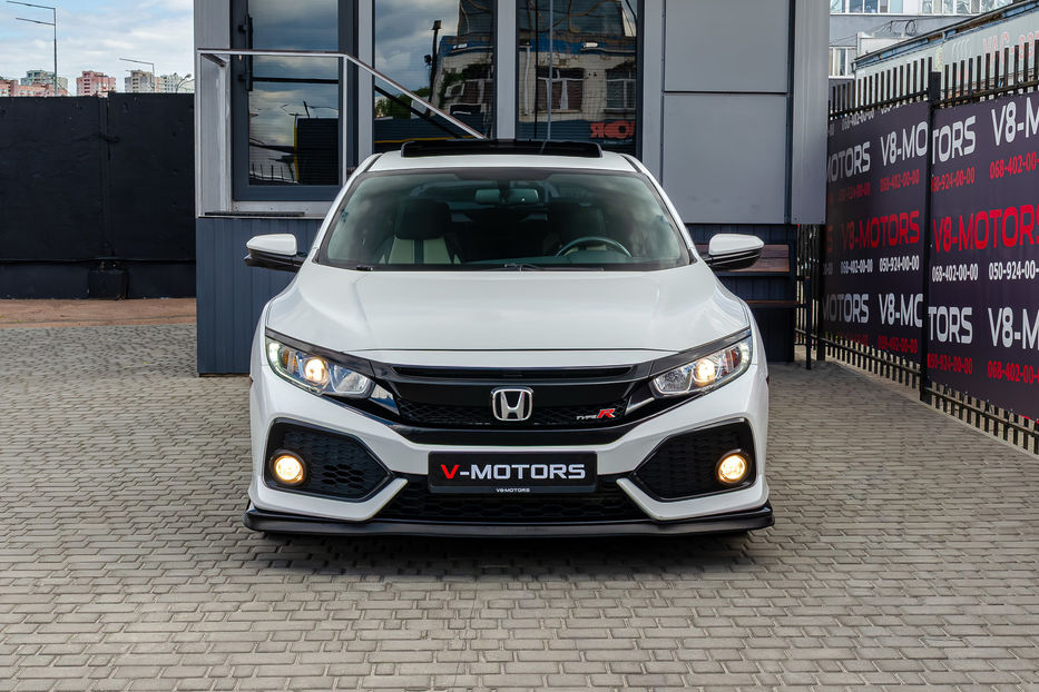 Продам Honda Civic 1.5 Turbo CVT 2018 года в Киеве