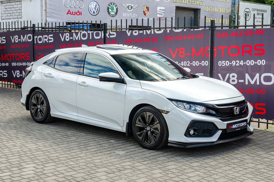 Продам Honda Civic 1.5 Turbo CVT 2018 года в Киеве