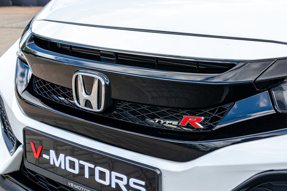 Продам Honda Civic 1.5 Turbo CVT 2018 года в Киеве