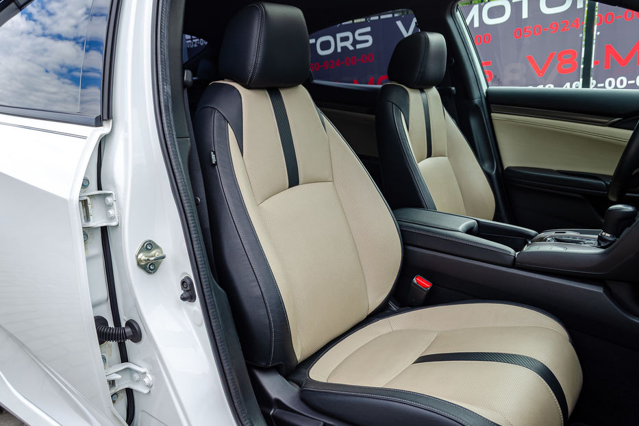 Продам Honda Civic 1.5 Turbo CVT 2018 года в Киеве