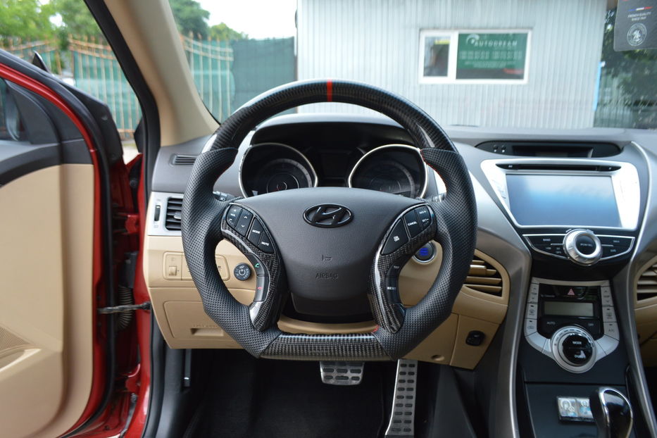 Продам Hyundai Elantra 2012 года в Одессе