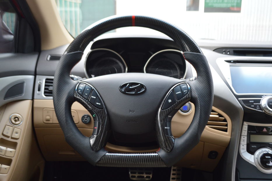 Продам Hyundai Elantra 2012 года в Одессе