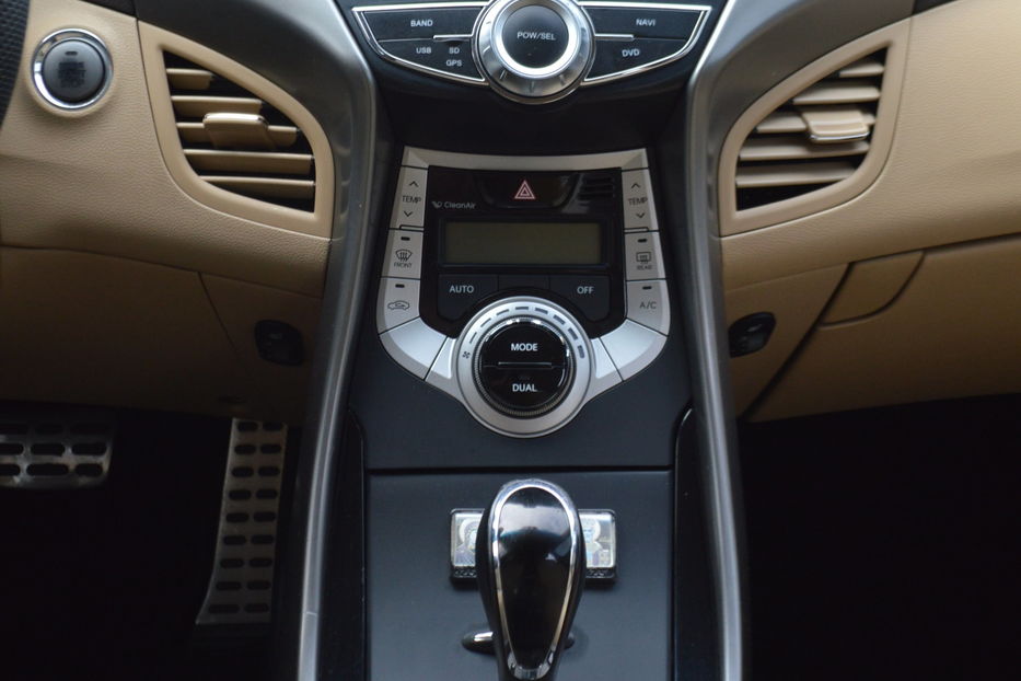 Продам Hyundai Elantra 2012 года в Одессе