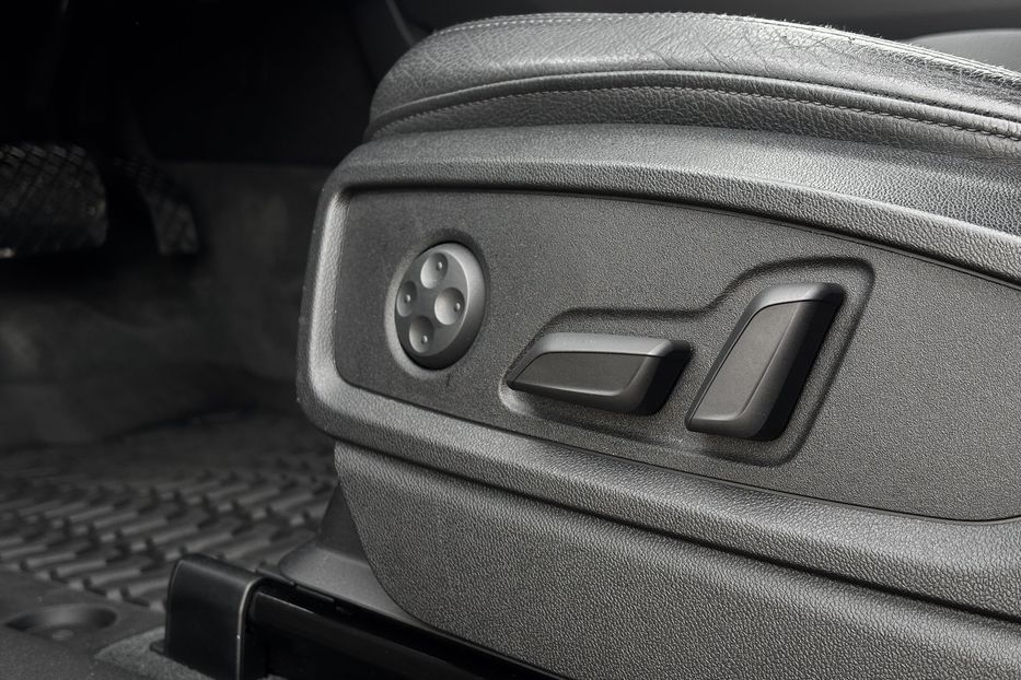 Продам Audi Q5 Quattro авто у Львові 2018 года в Львове